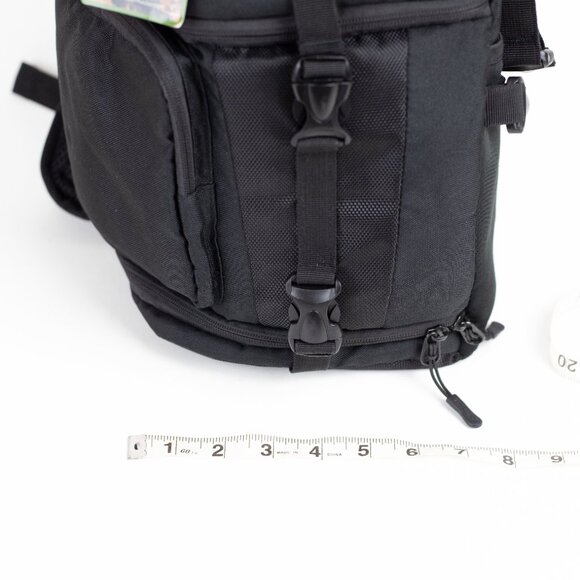 NWT Sling Camera Backpack QIPI Black with Purple Interior - Picture 13 of 15